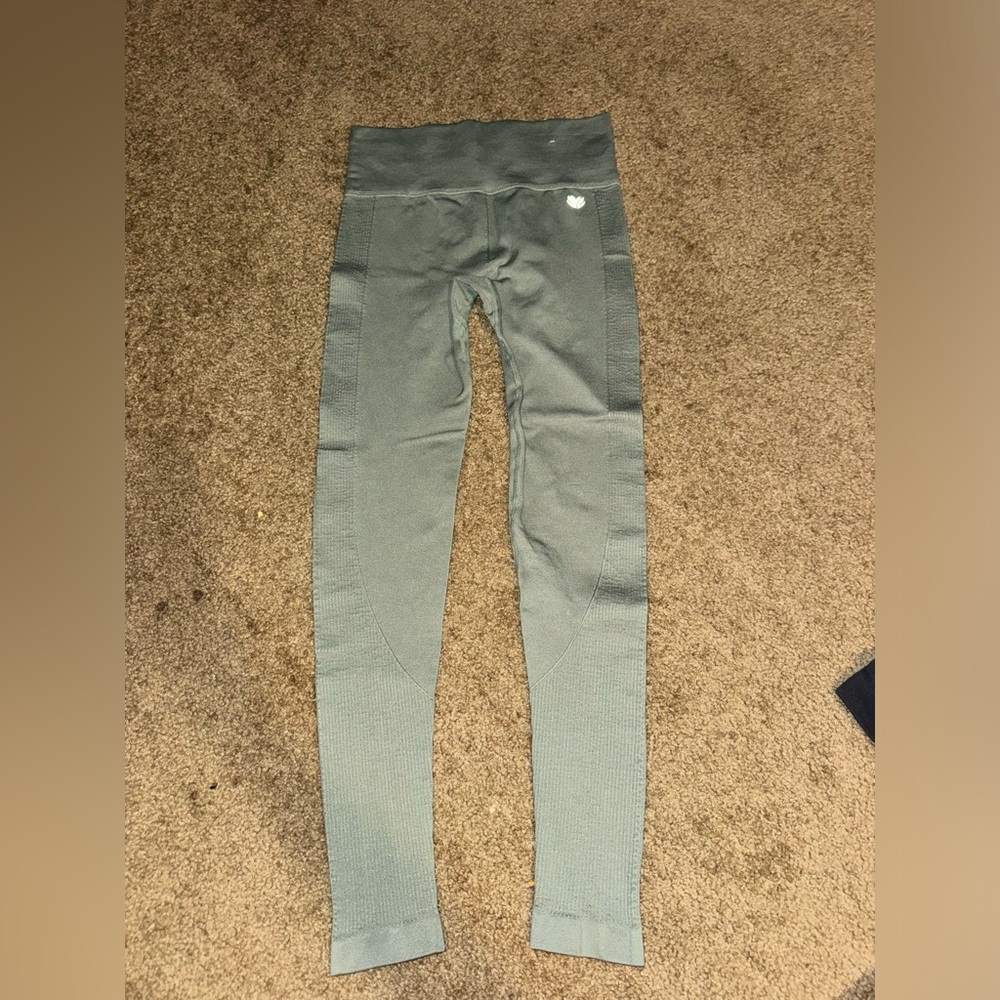 Forever 22 Compression Leggings